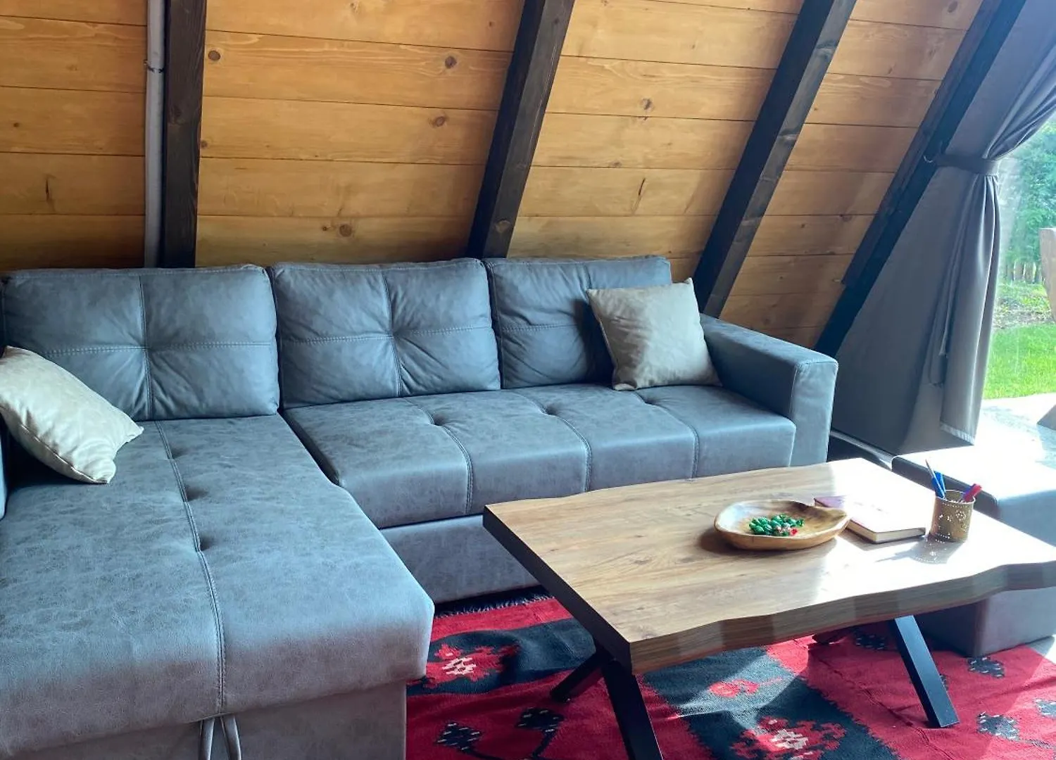 Rent Cabin Miri Shkoder 0*,  Albania